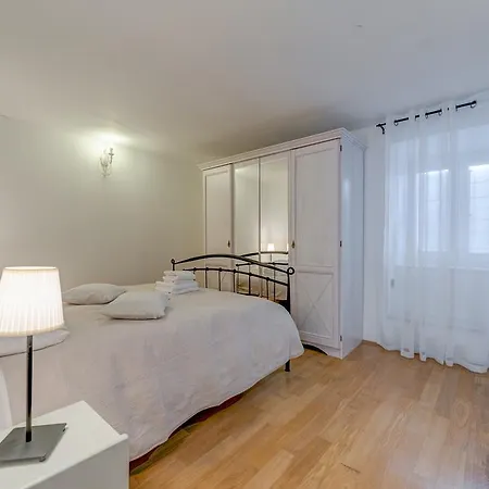 Guest house Temple Luxury & Split