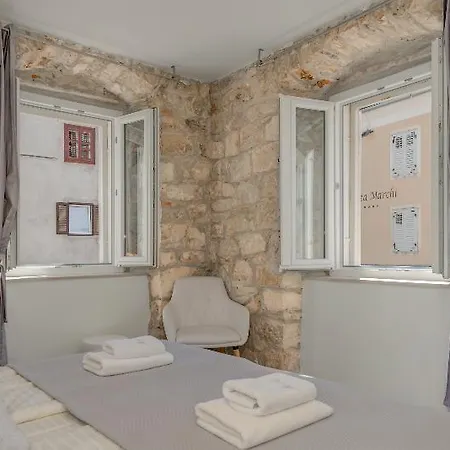 Guest house Temple Luxury & Split